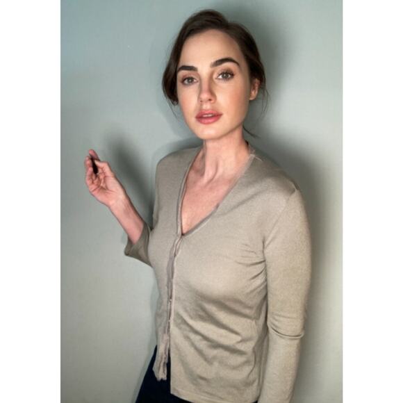 Alberta Ferretti Cashmere & Silk Cardigan Sweater Luxurious & Lovely ~ Sz M - Picture 1 of 10